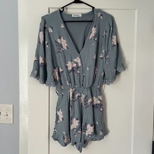 Cloud Chaser Romper!!// Womens Large!!